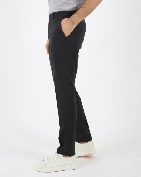 Slim fit trousers with drawstring